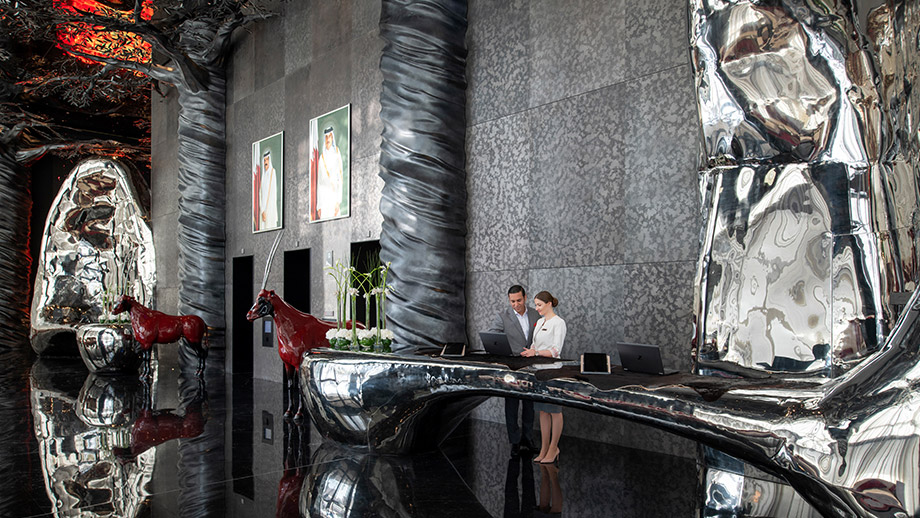 Banyan Tree Qatar Doha Gallery Lobby Receptionist