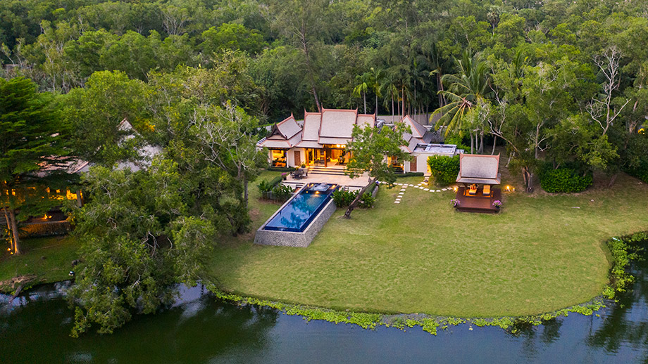 double-pool-villa-droneshot-lagoon.jpg