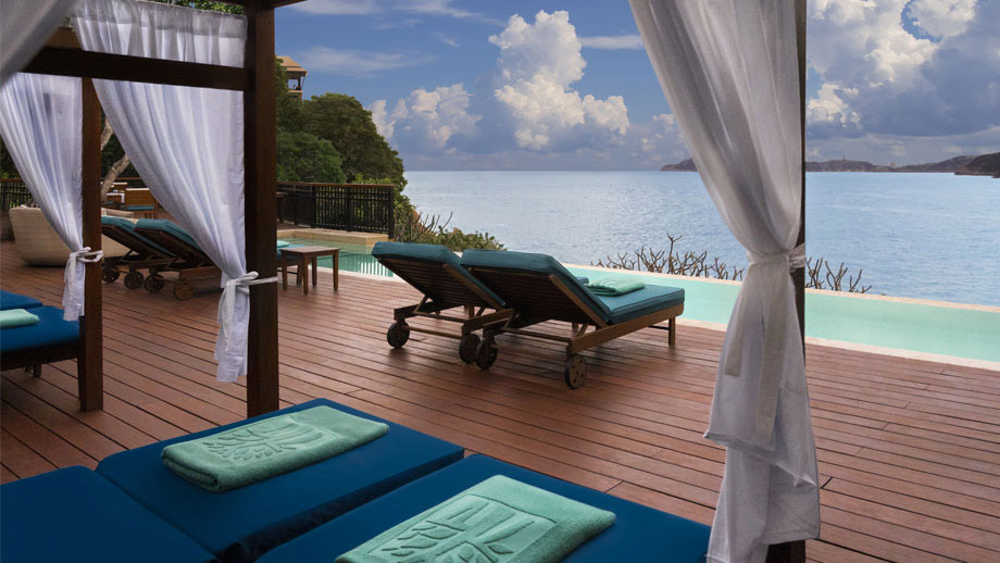 Banyan Tree Mexico Cabo Marques Dining - Las Rocas Deck