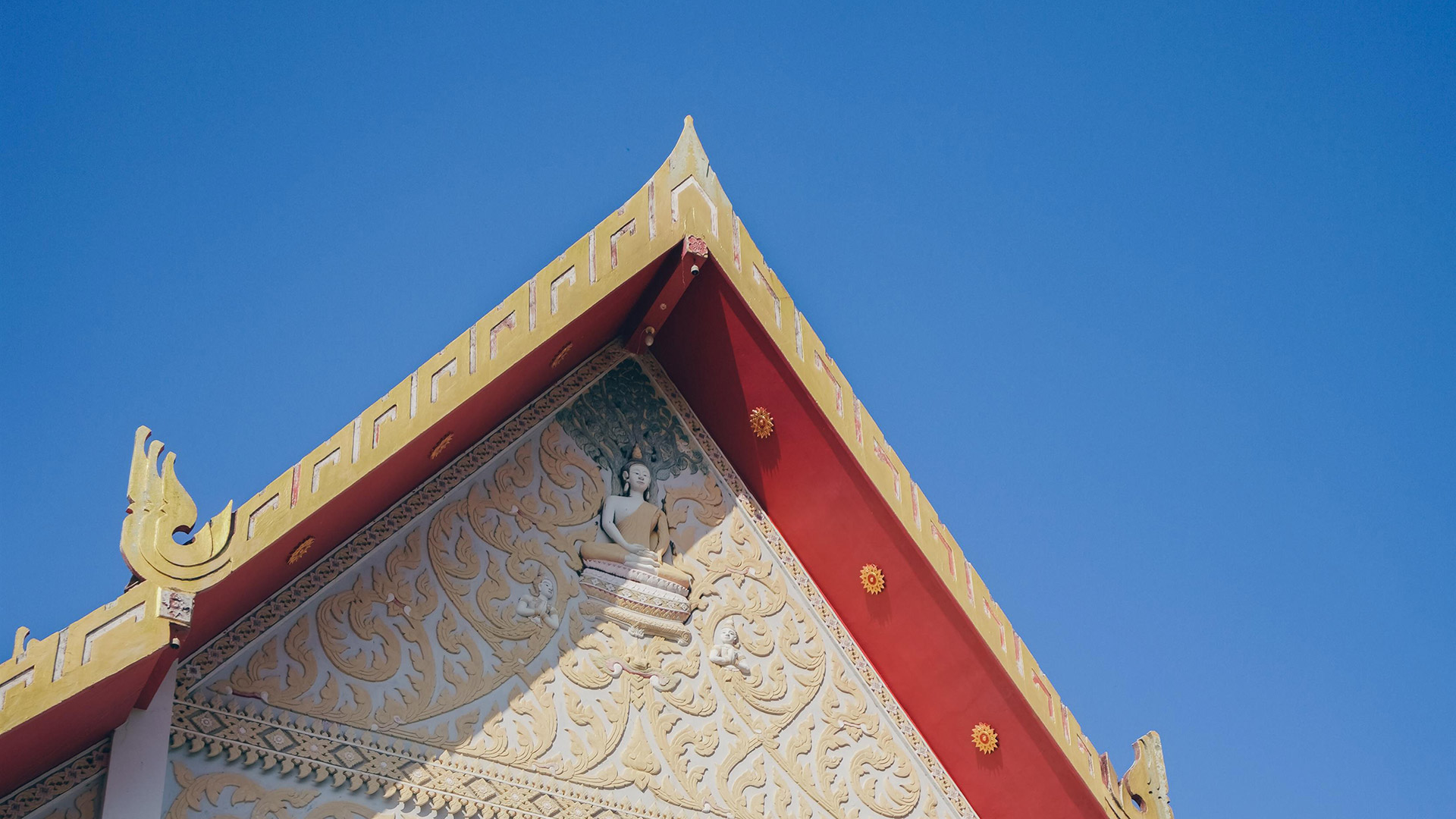 Banyan Tree Thailand Phuket Experiences - Discover Thalang Muang Temple