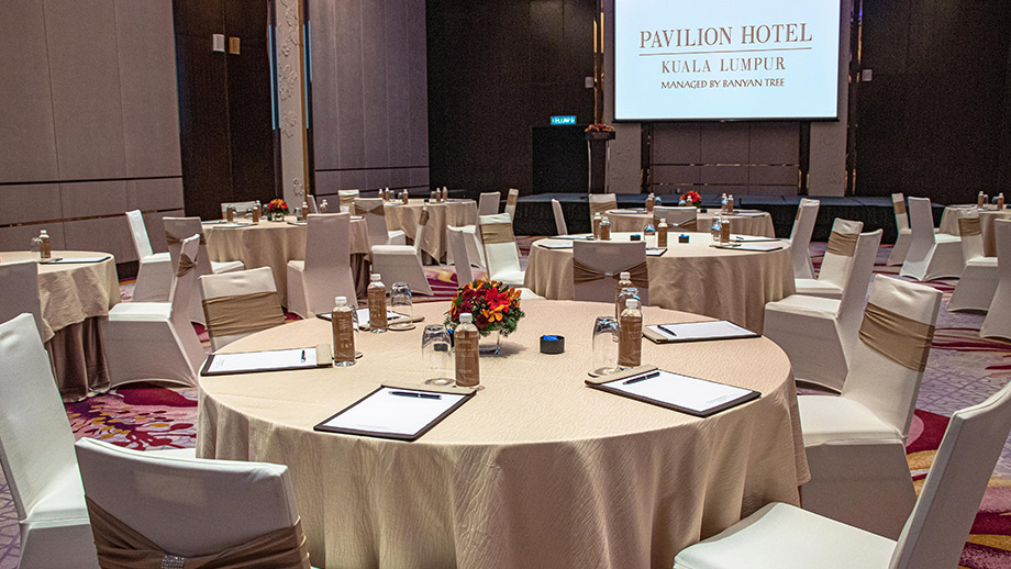 pavilion-2_round-table-setup.jpg