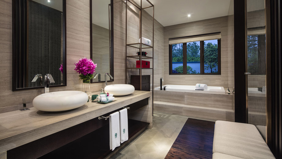 Banyan Tree China Huangshan Accommodation - Two Bedroom Hongcun Villa Bathroom