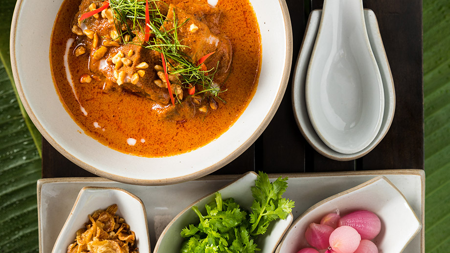 Banyan Tree Thailand Phuket Dining - Saffron Curry