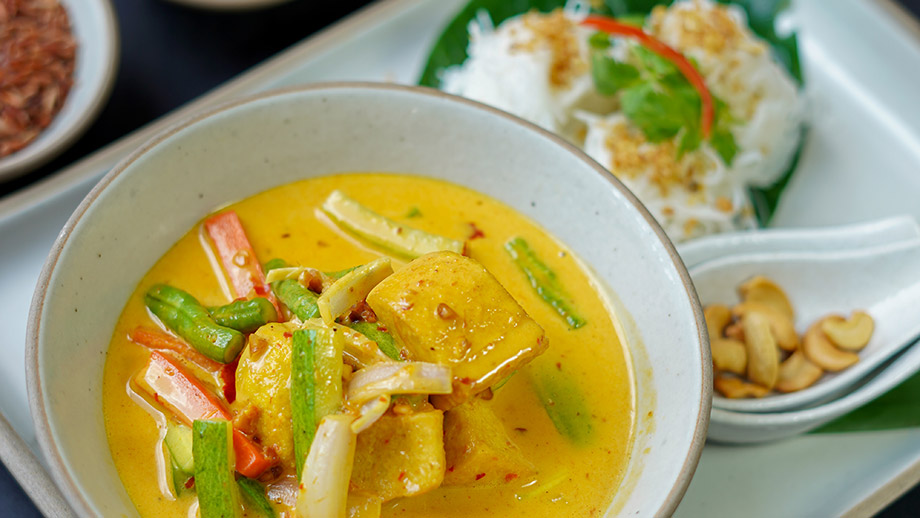 Banyan Tree Thailand Phuket Dining - Saffron Yellow Curry