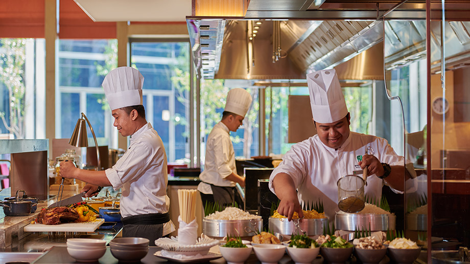 The Courtyard Open Kitchen