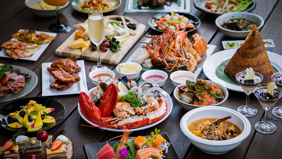 Banyan Tree Thailand Phuket Dining - Watercourt Sunday Best of lunch