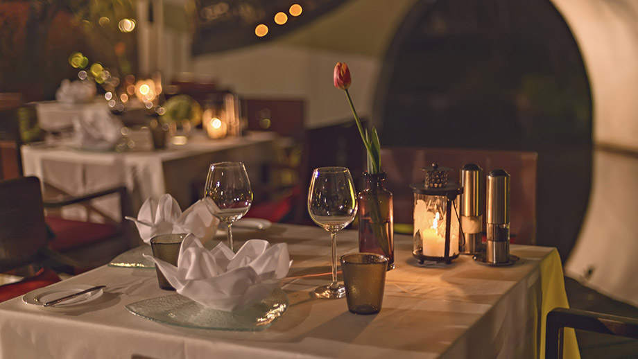 Banyan Tree China Hangzhou Dining - Waterlight Court