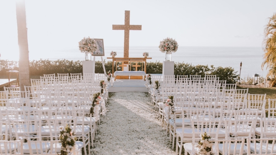 wedding-venues_reflections-garden.jpg