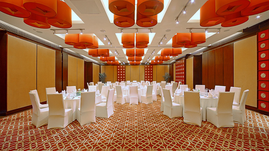 wedding_ballroom_1_920x518.jpg