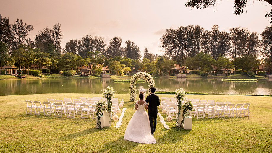 weddings-doublepool-villa-golden-hour.jpg