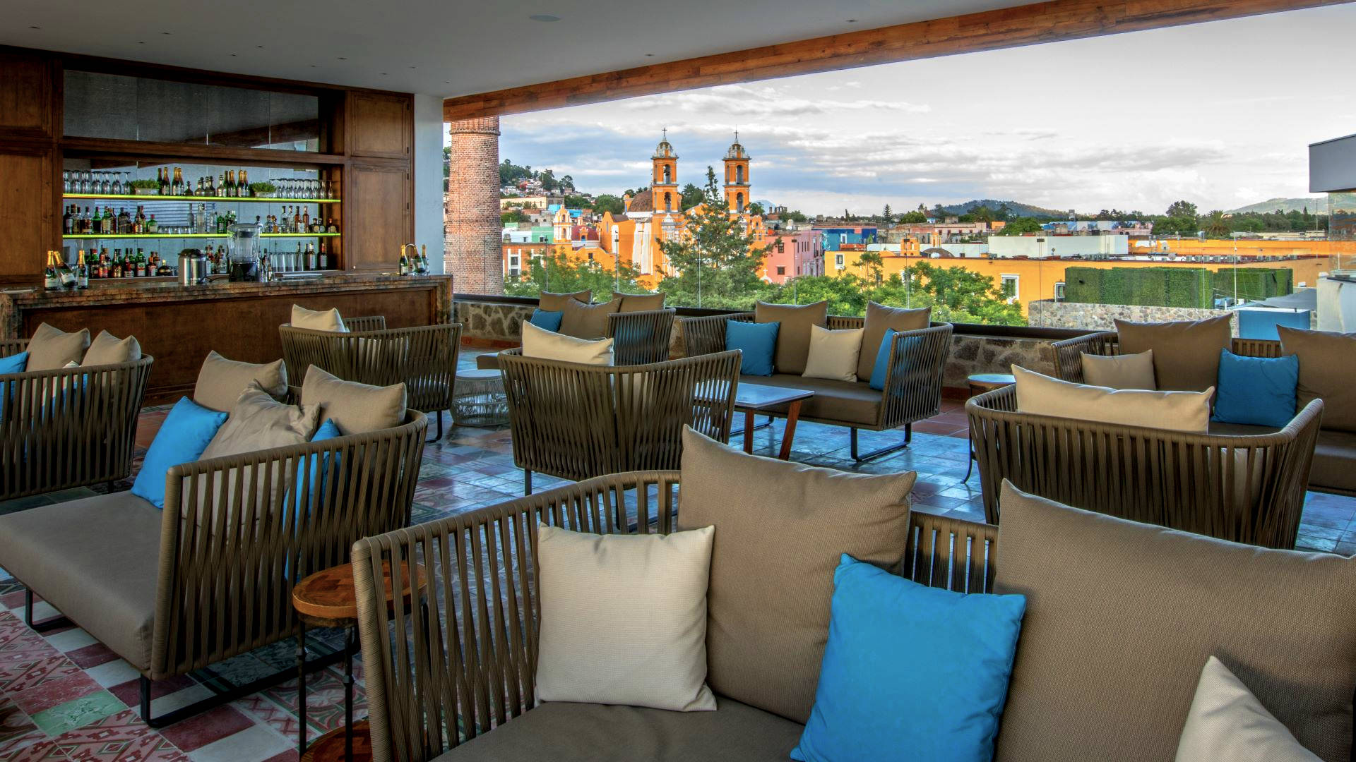 puebla saffron rooftop bar