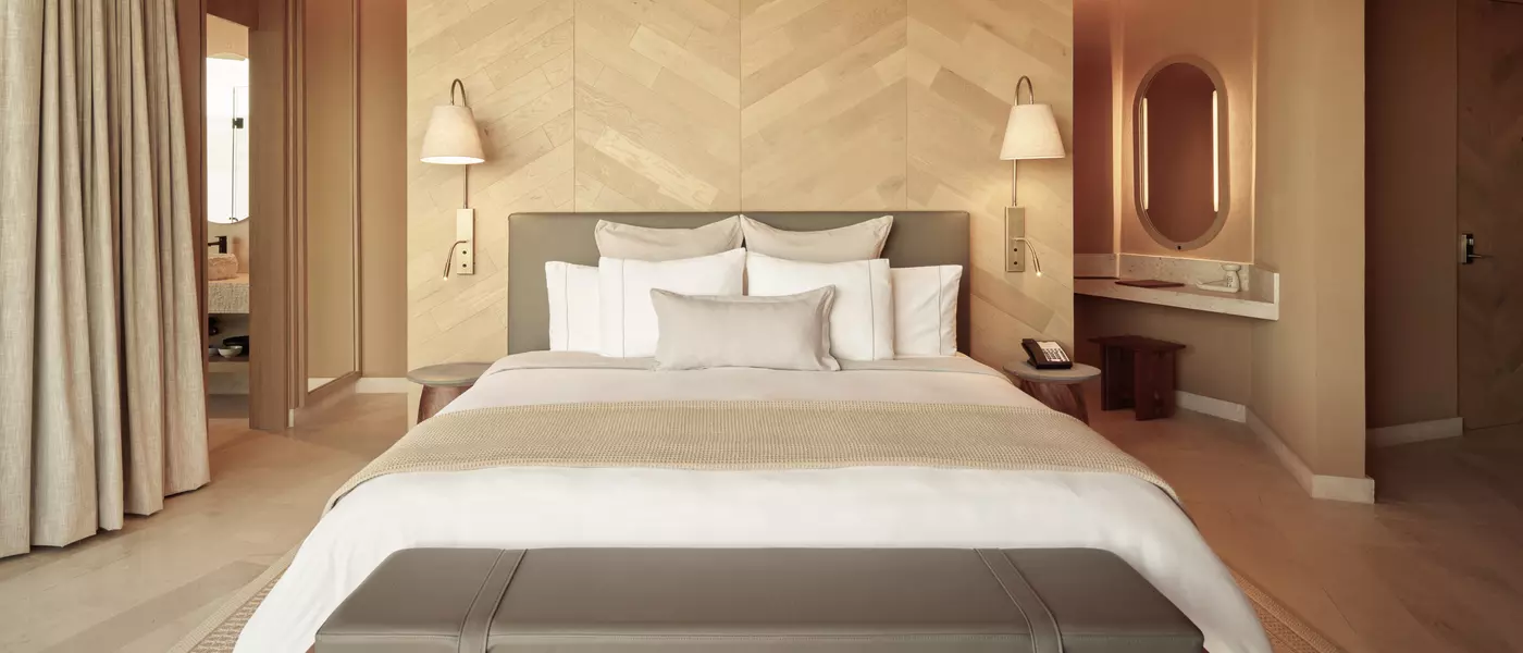 Exclusive_Accommodation-Bliss_Pool_Villa-Banyan_Tree_Veya-Valle_de_Guadalupe